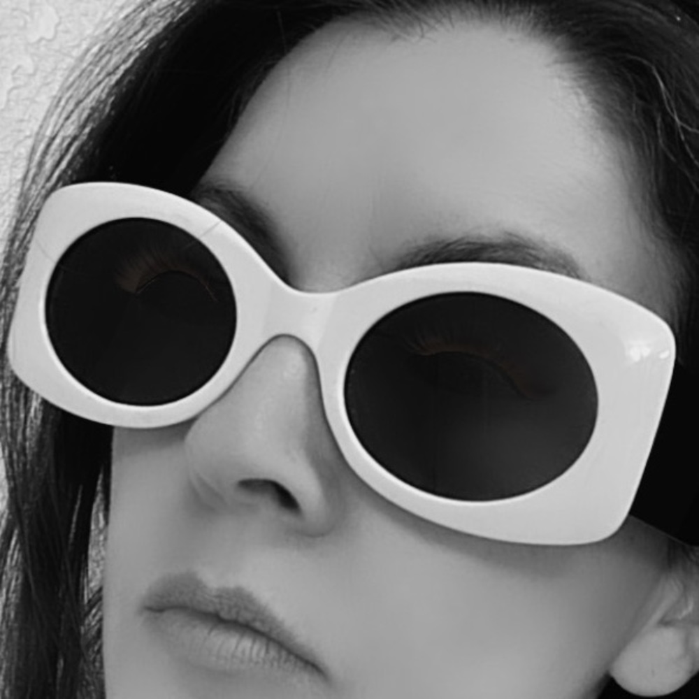 VTG Oval - Inflated Cateye sunglasses Soft Pink & Black